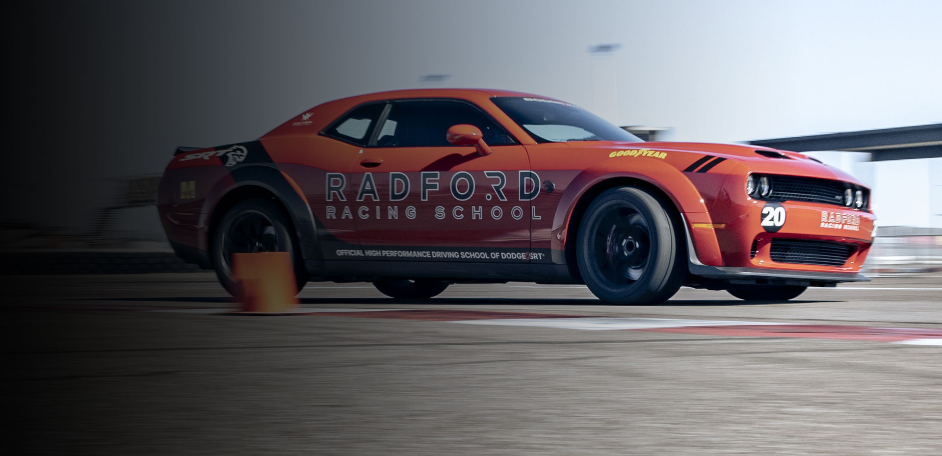 Radford Racing School 교육 차량
